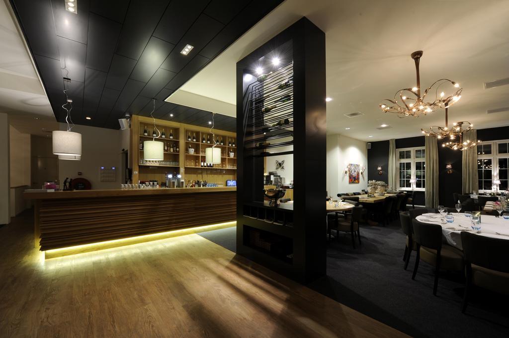 Hotel Trix อาร์นเฮม ภายนอก รูปภาพ