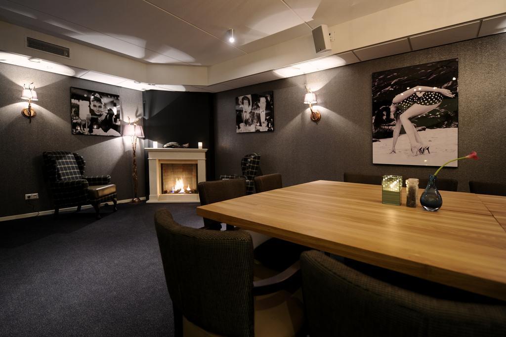 Hotel Trix อาร์นเฮม ภายนอก รูปภาพ